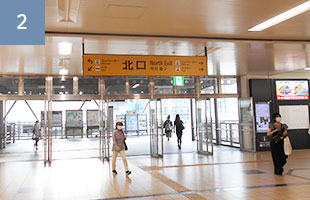 高槻駅「北口」出口から駅を出ます